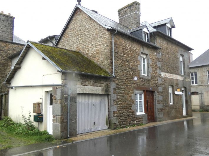 Property photo 1 of 8