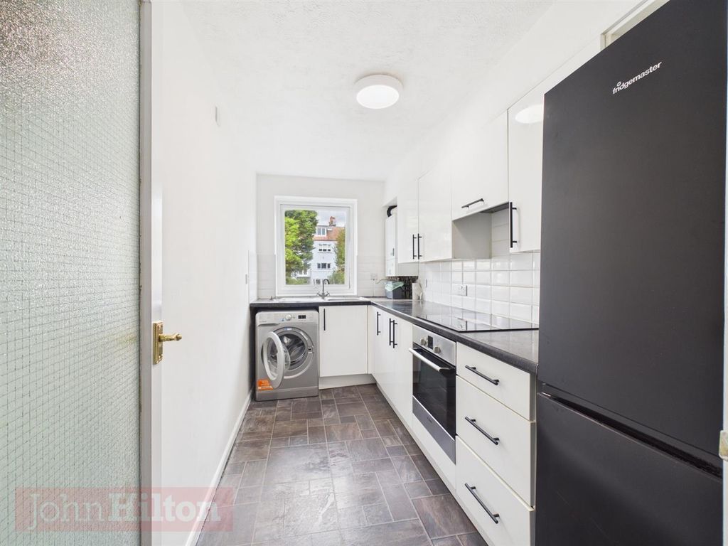 Property photo 3 of 6 Cam02534G0-Pr0764-Still007.Jpg