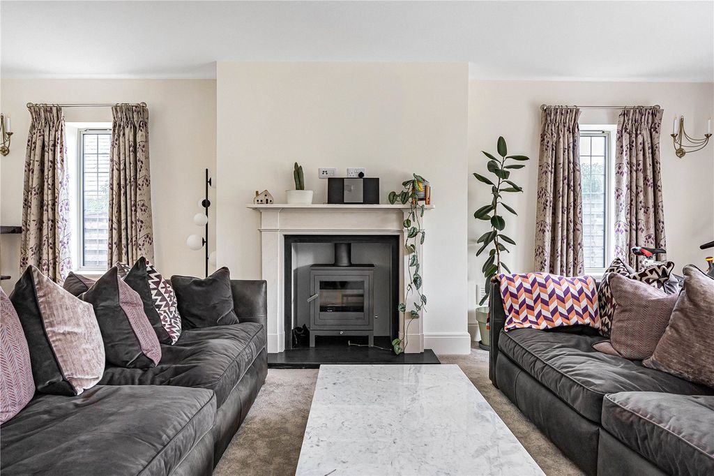 Additional image 10 of 5 bed detached house for saleGreen Lane, Maidenhead, Berkshire SL6