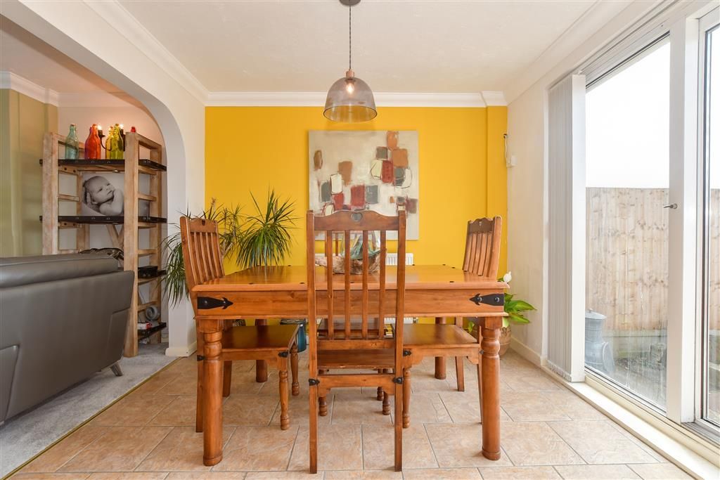 Property photo 3 of 12 Kitchen/Diner