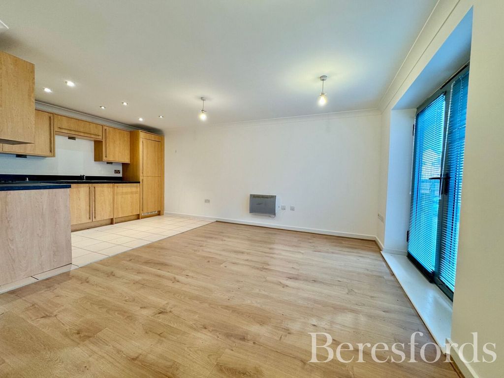 Property photo 1 of 9 Picture No. 18