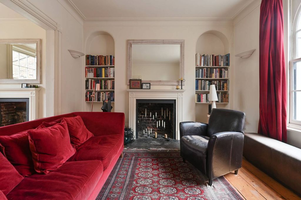 Property photo 1 of 35