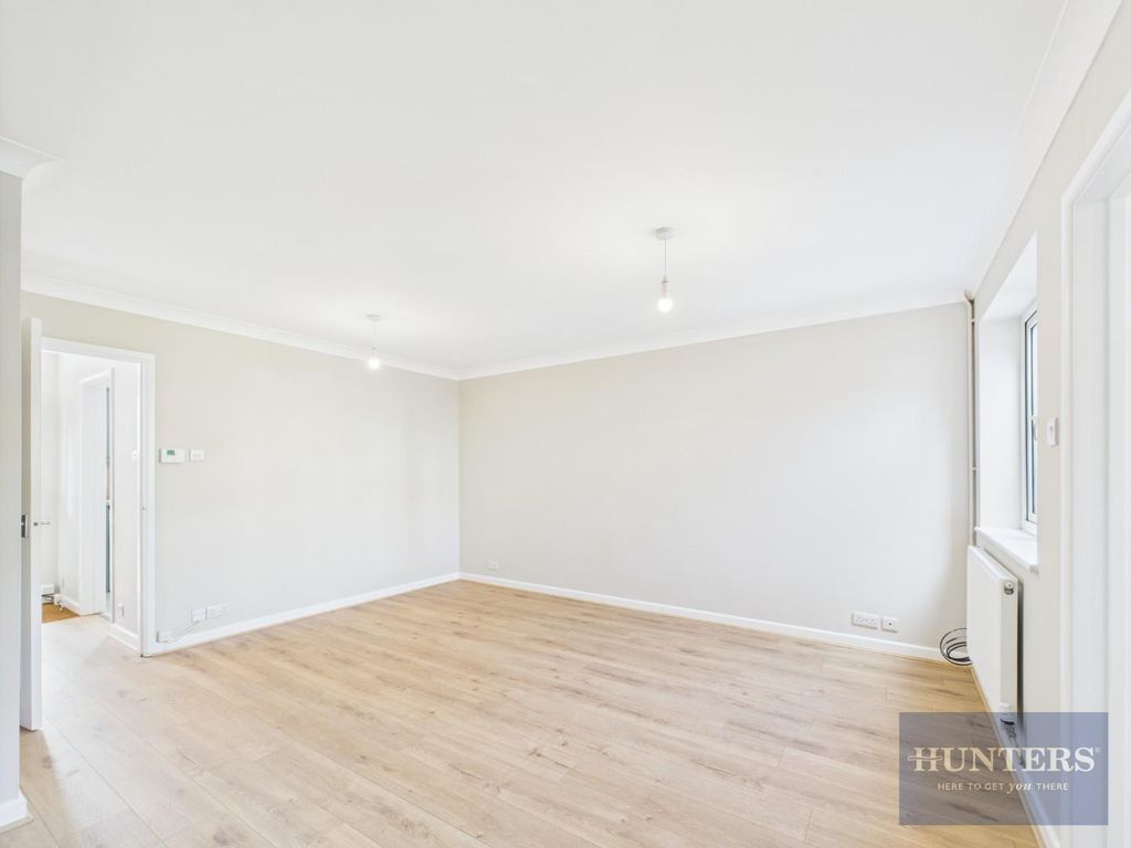 Property photo 3 of 13 Living Room