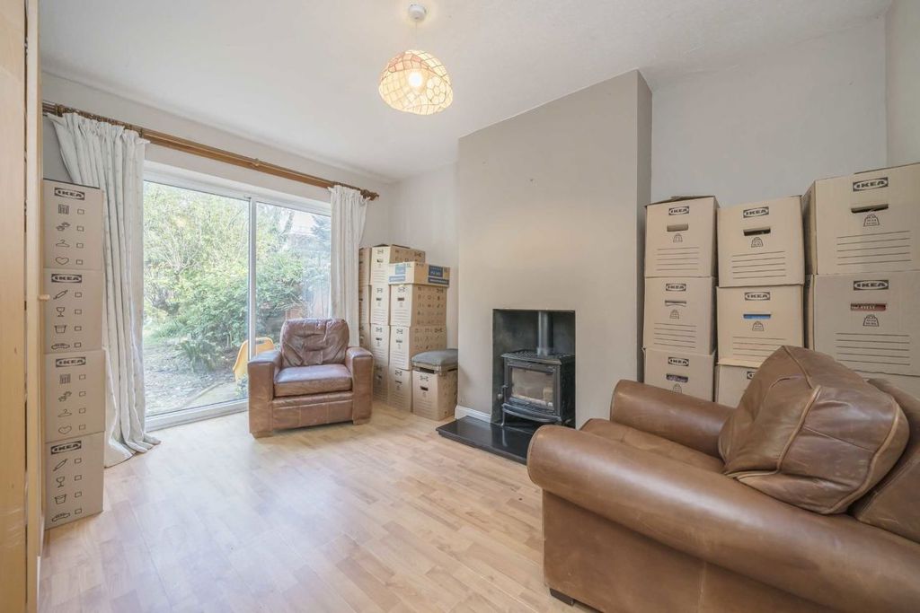 Property photo 3 of 5