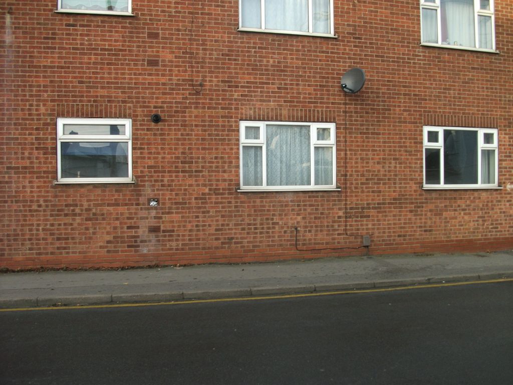 Property photo 1 of 5