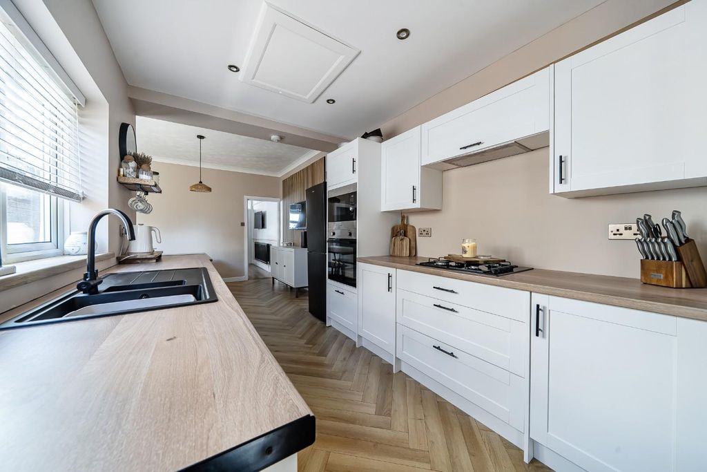 Property photo 2 of 16 1459563 (11).Jpg