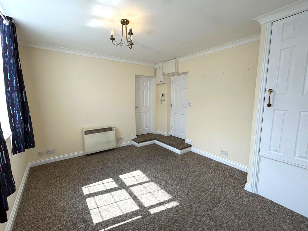 Property photo 3 of 7 Picture No. 06