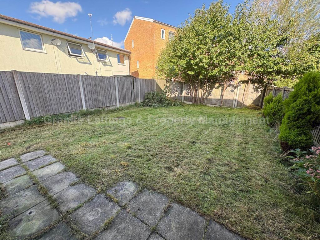 Property photo 3 of 21
