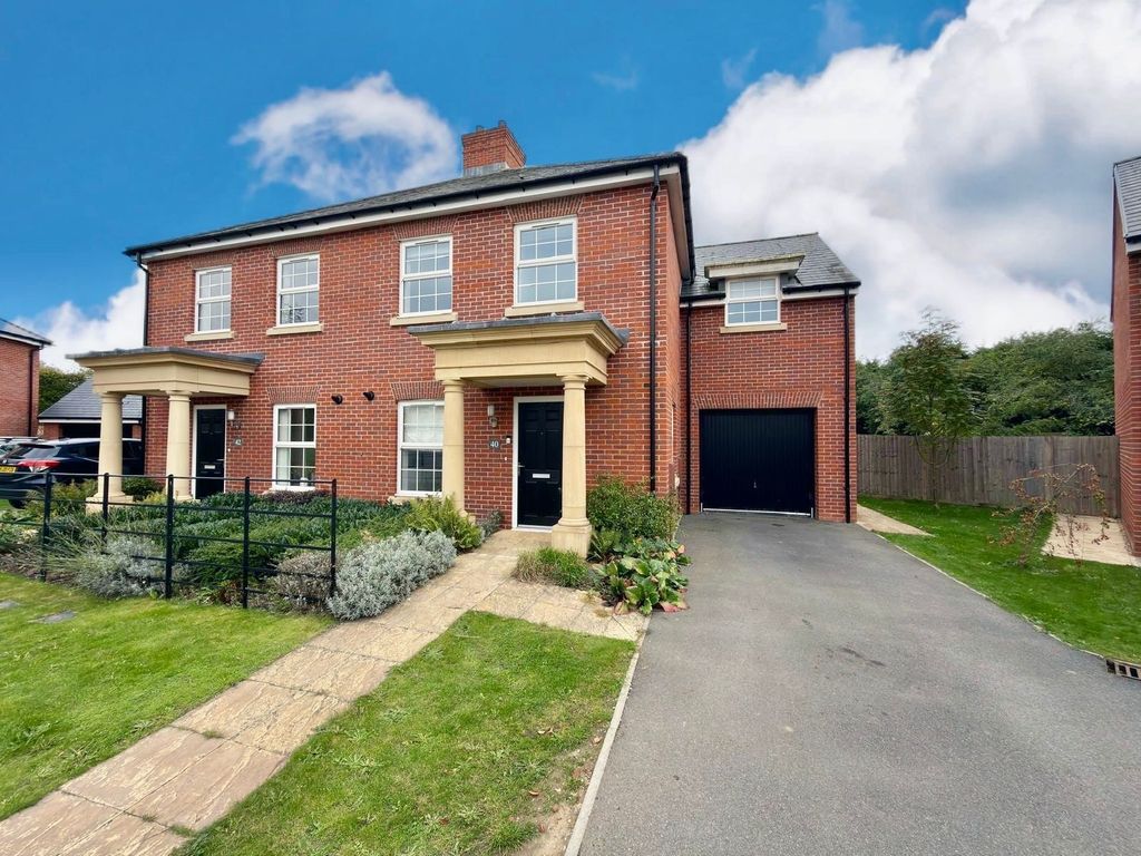 Property photo 1 of 11 Image