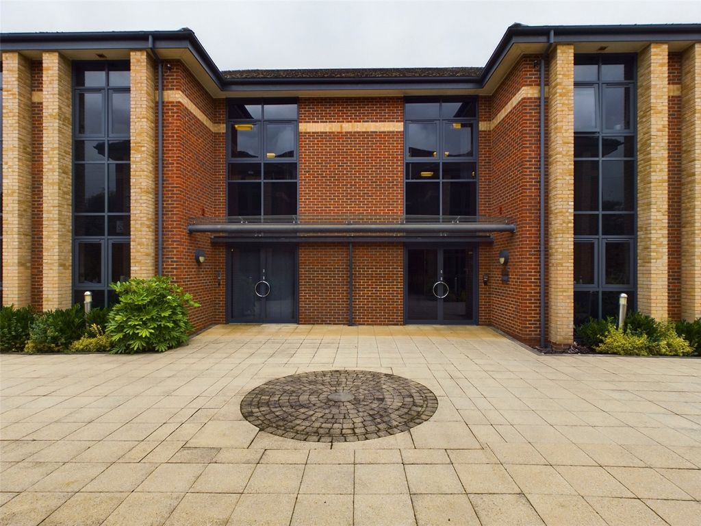 Property photo 2 of 15 Picture No. 05