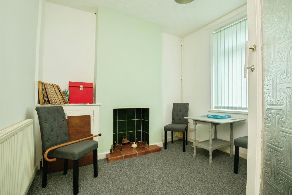 Property photo 3 of 16