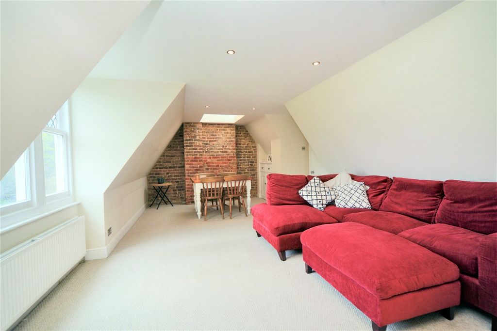 Property photo 3 of 19 Picture No. 05