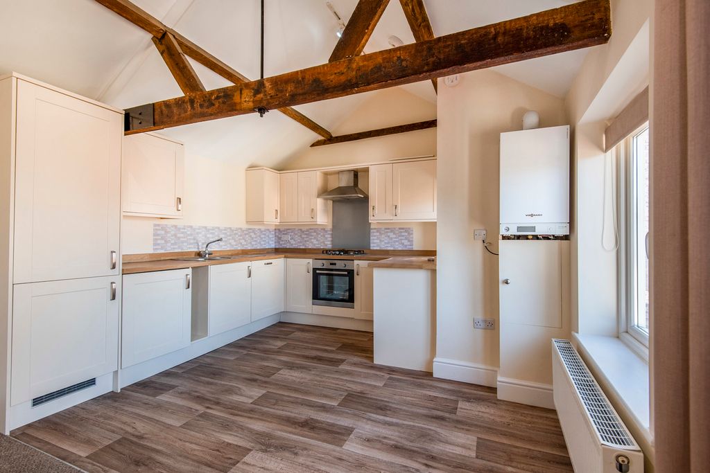 Property photo 3 of 12 Pbox-Img.Jpg