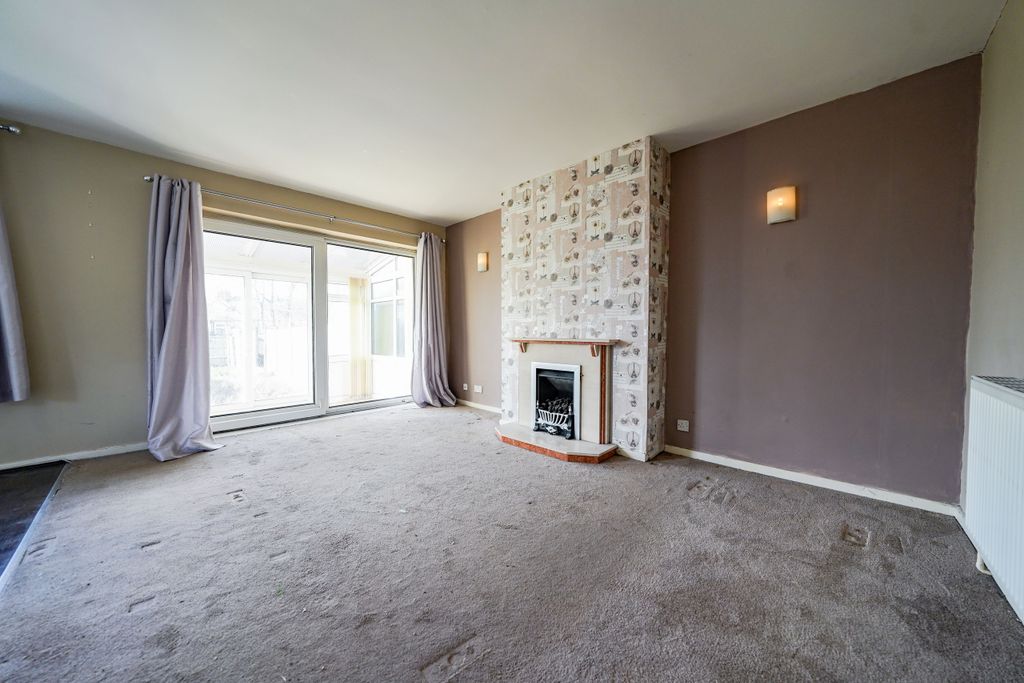 Property photo 3 of 22 Dsc04807