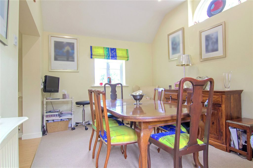 Property photo 3 of 11 Picture No. 19
