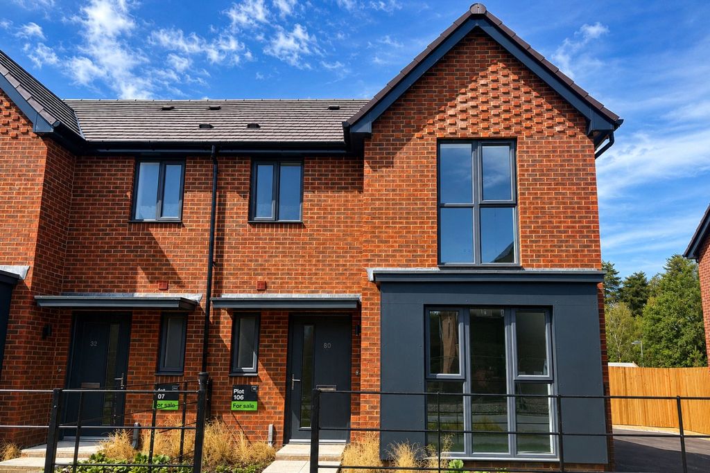 Property photo 1 of 10 External