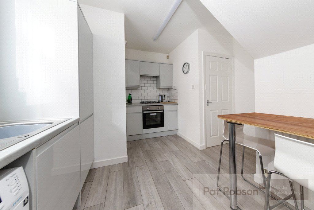 Property photo 2 of 19 Picture 2