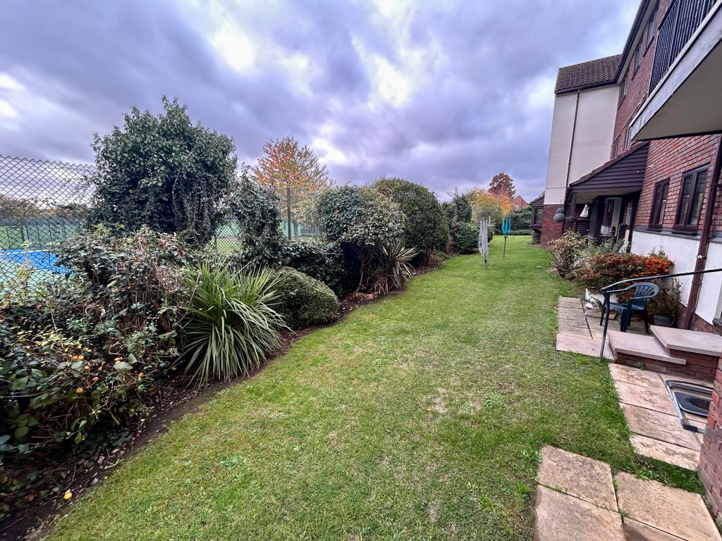 Property photo 3 of 14