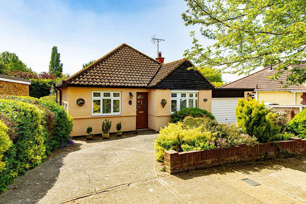 Property photo 1 of 29