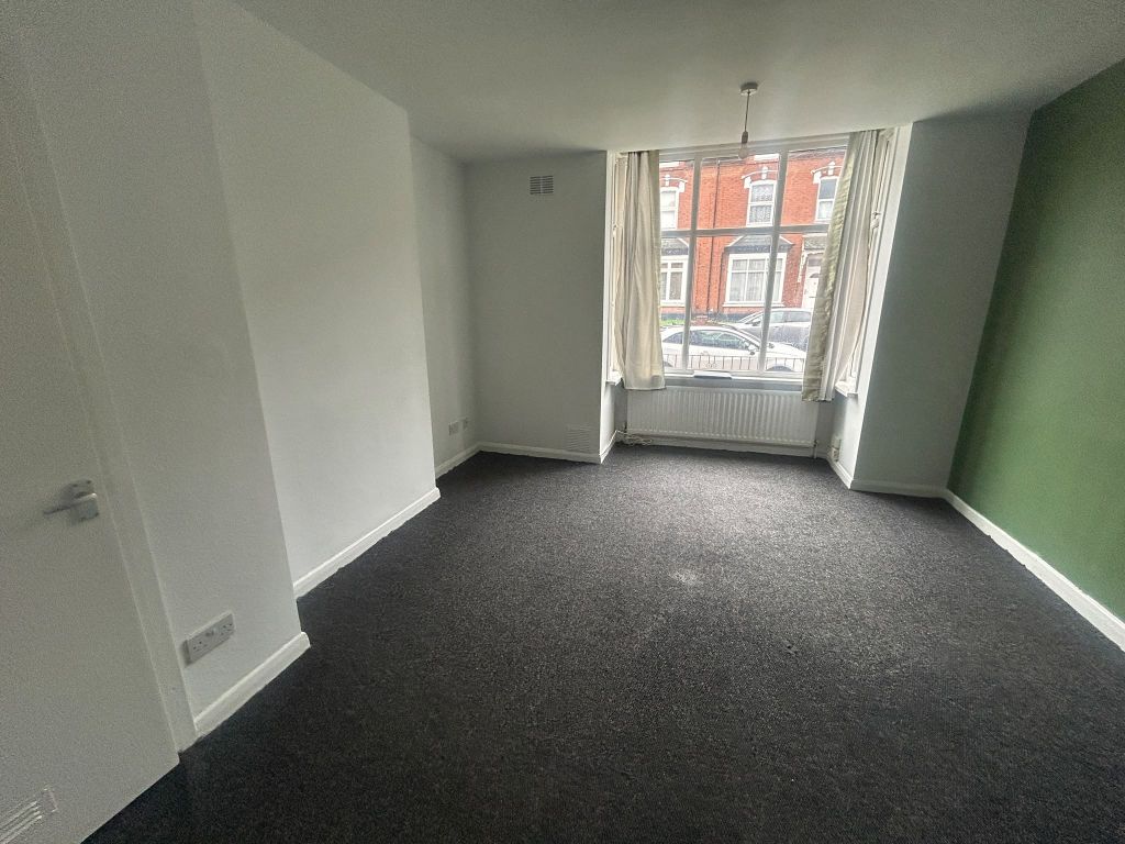Property photo 3 of 4