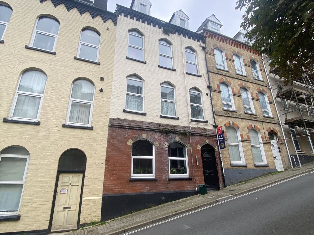 Property photo 2 of 9 Picture No. 10