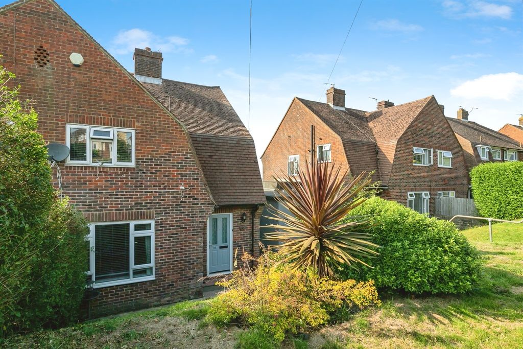 Property photo 1 of 18