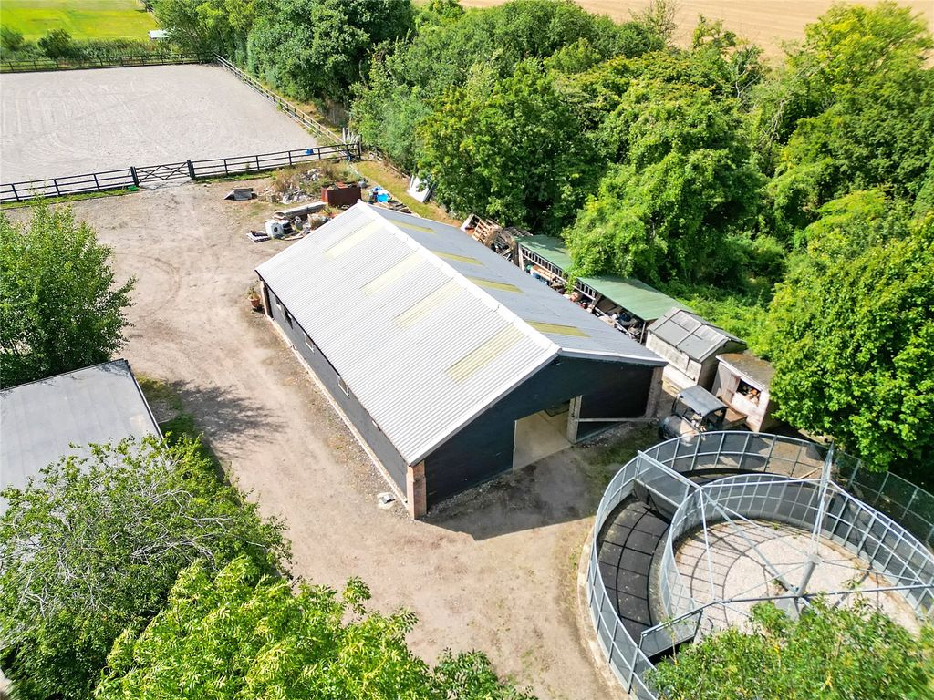 Property photo 2 of 26 Equestrian