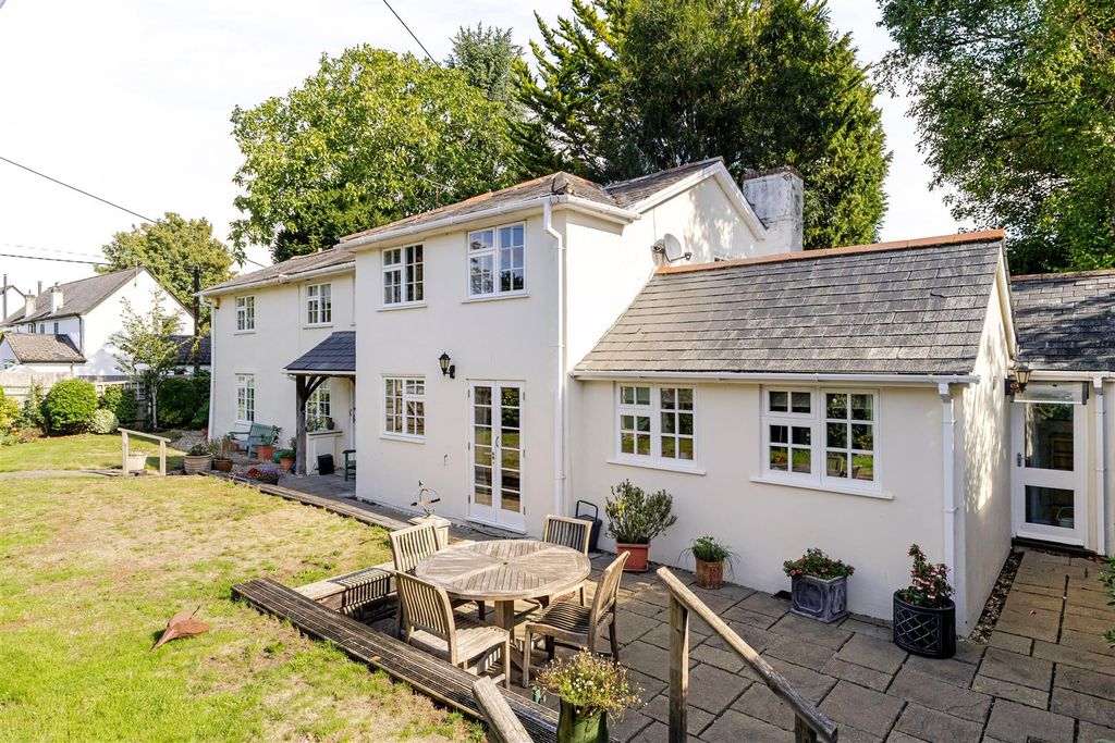 Property photo 1 of 17 May Tree Cottage