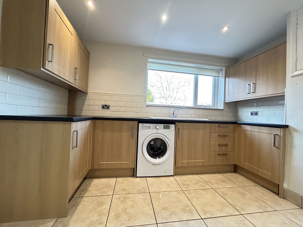 Property photo 3 of 15 Img_6185