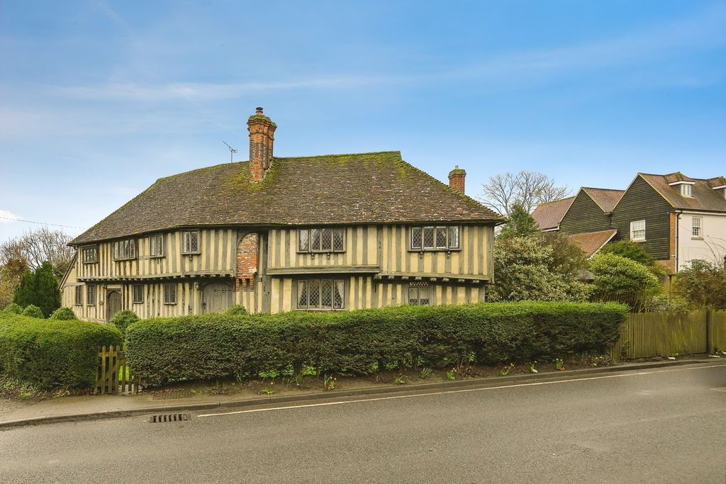 Property photo 1 of 20