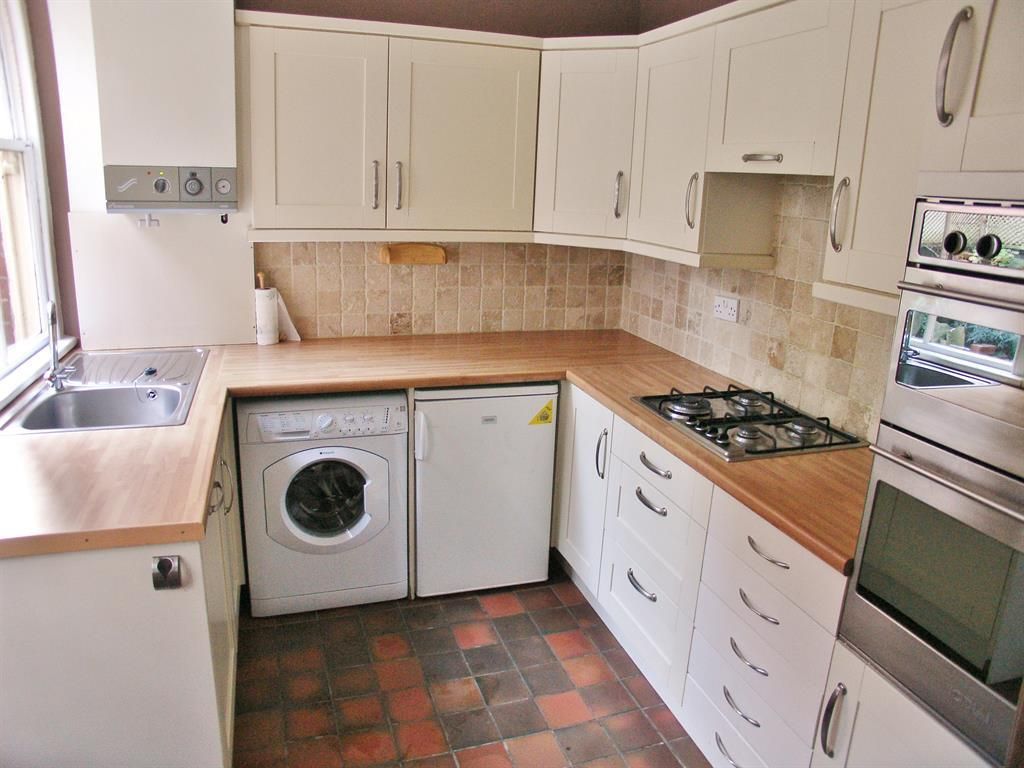 Property photo 3 of 11