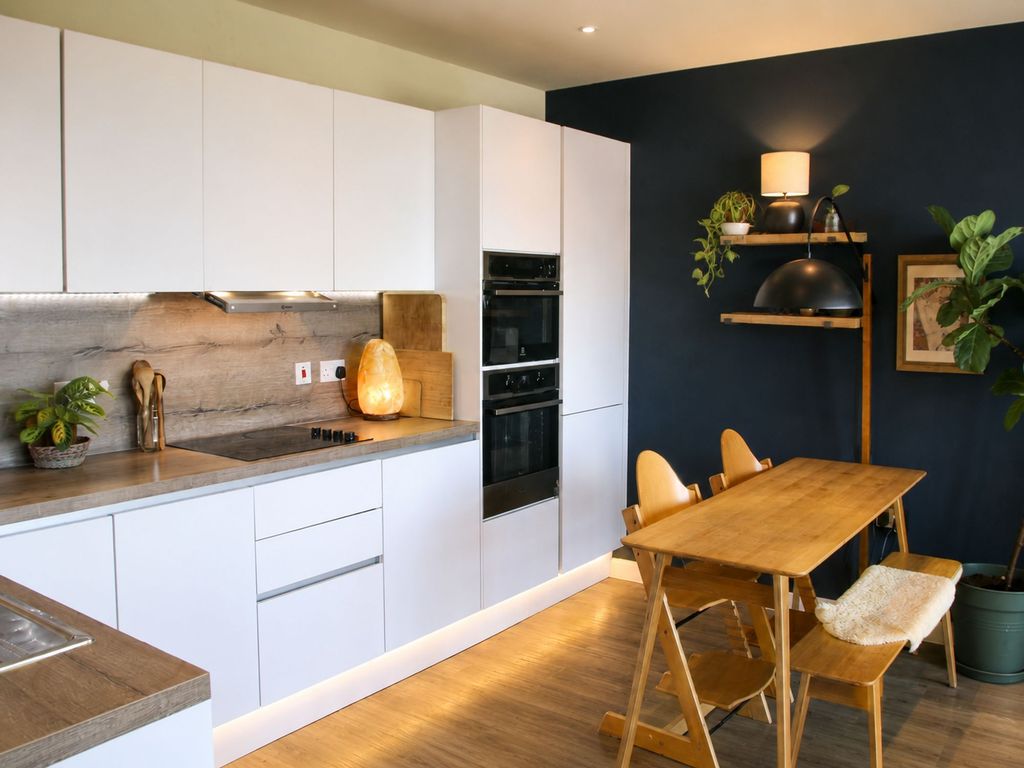 Property photo 2 of 10 Kitchen - Diner