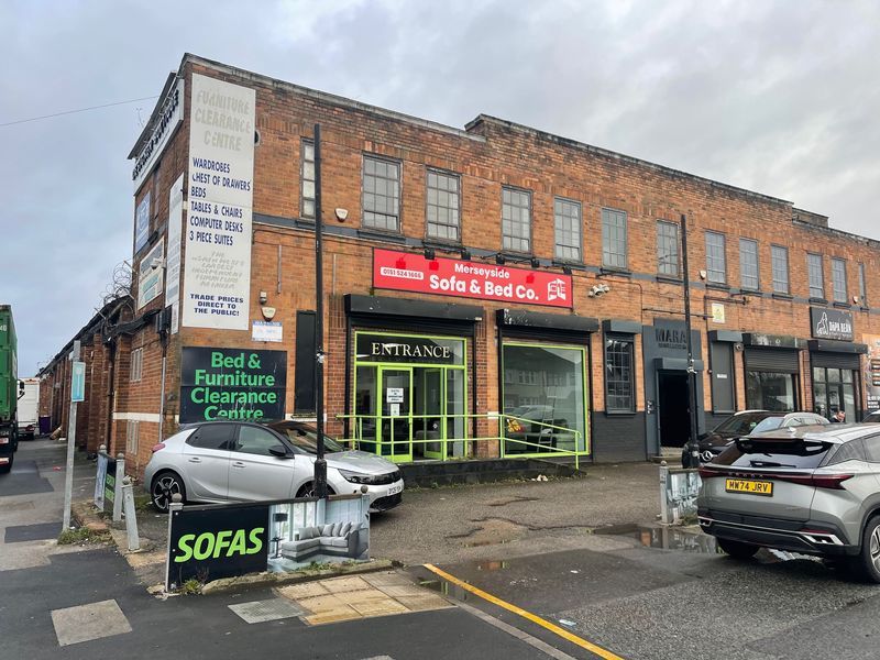 Property photo 1 of 9 Photo 8