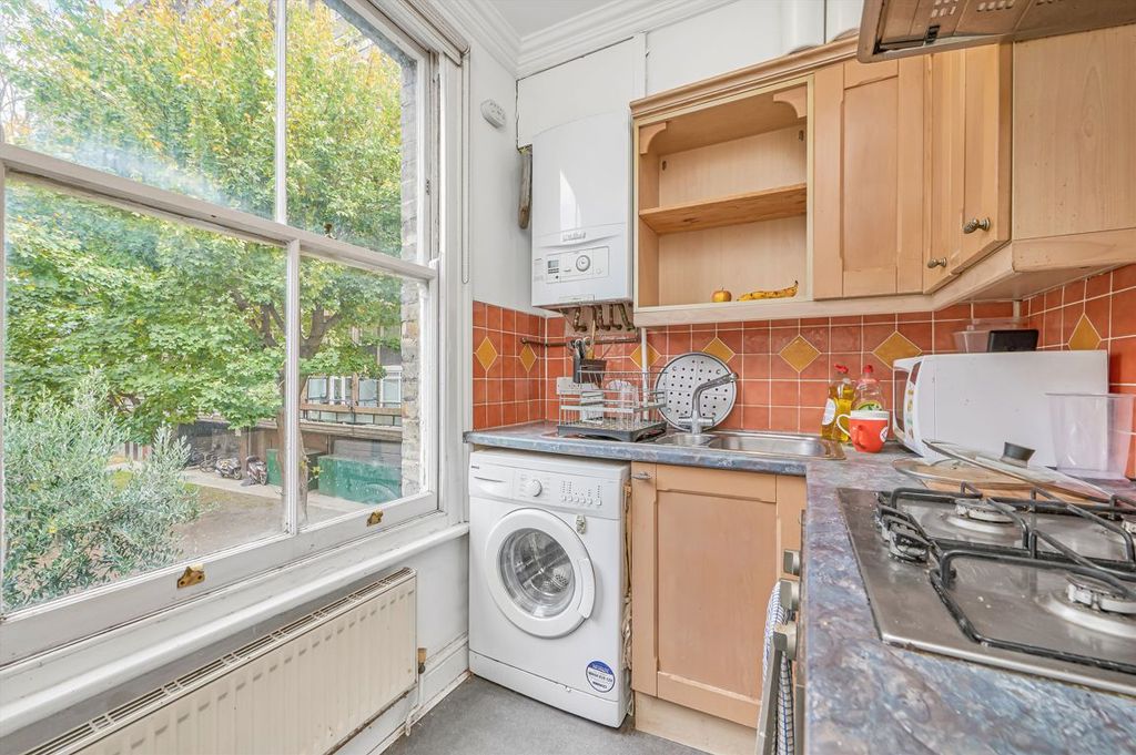 Property photo 3 of 5