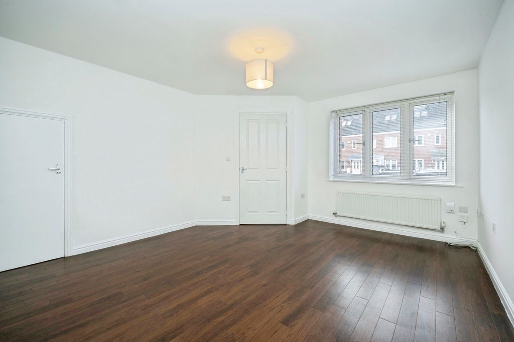 Property photo 2 of 15 Living Room