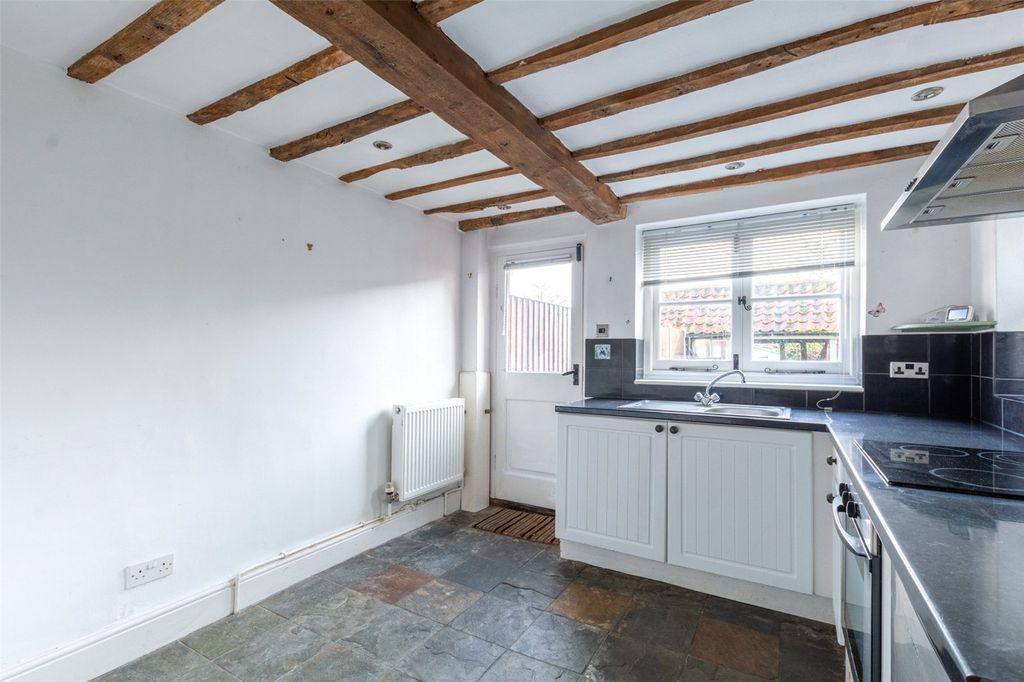 Property photo 2 of 11 Picture No. 05