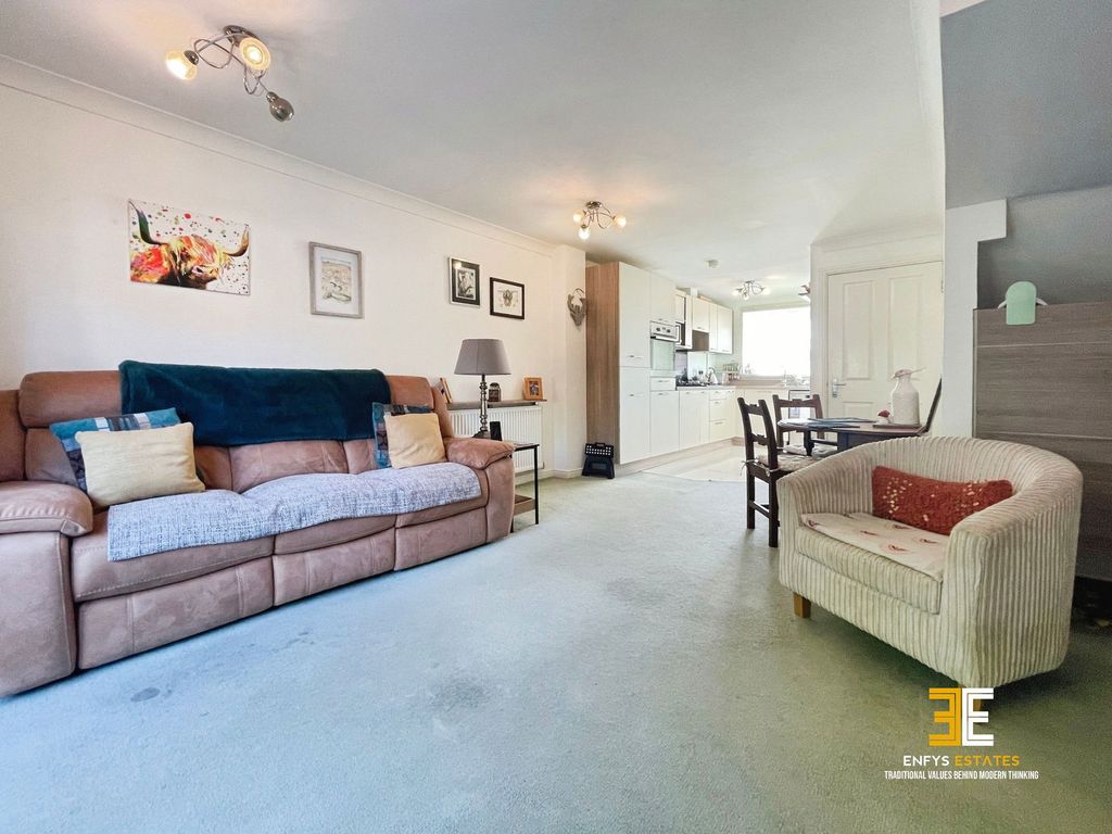 Property photo 3 of 30