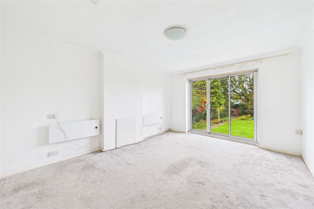 Property photo 3 of 11 Picture No. 24