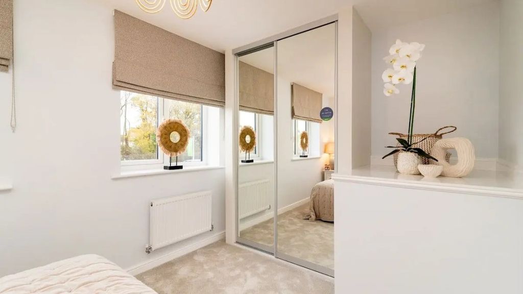 Property photo 3 of 8