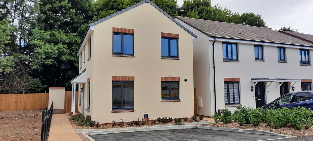 Property photo 2 of 15