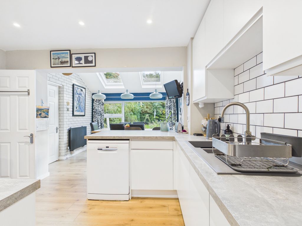 Property photo 2 of 50