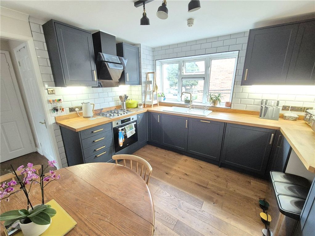 Property photo 3 of 13 Picture No. 19