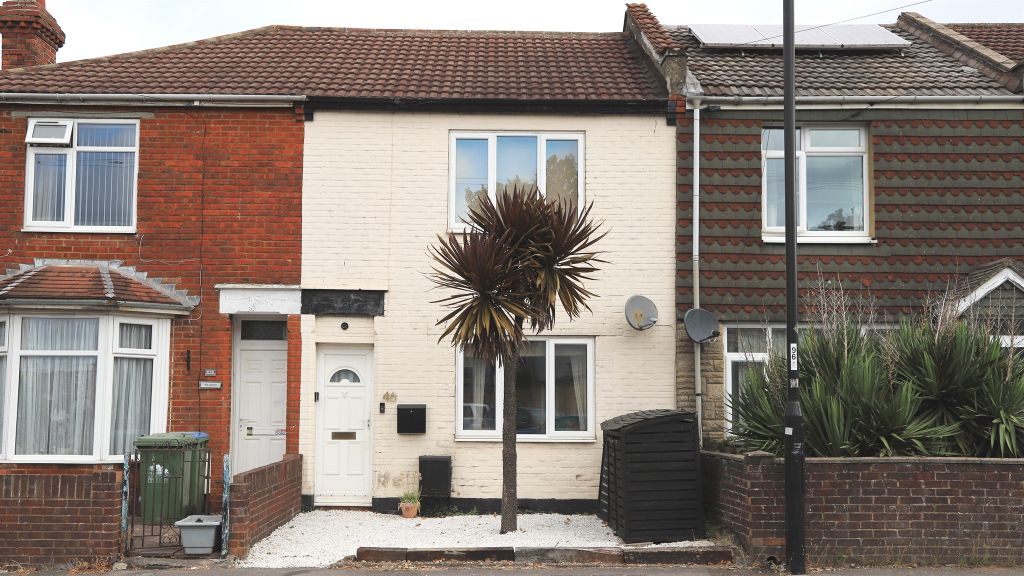Property photo 1 of 9