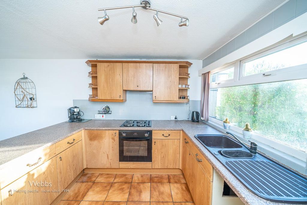 Property photo 2 of 20 Â© Webbs Estate Agents Â© (8 Of 28).Jpg