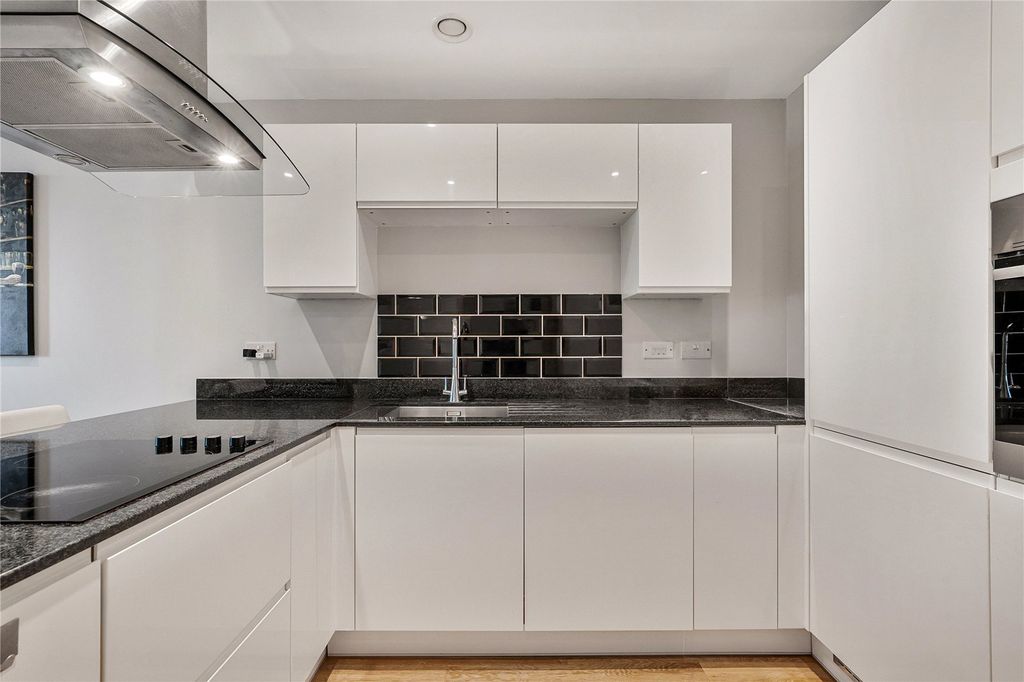 Property photo 3 of 10 Picture No. 08