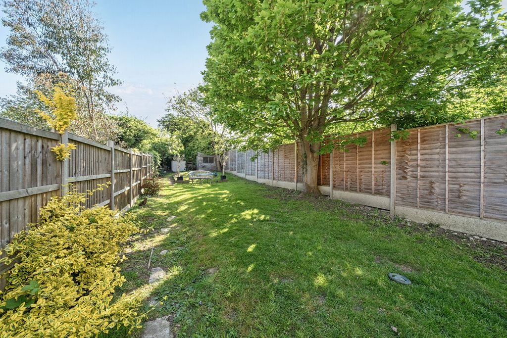 Property photo 3 of 26 Picture No. 23