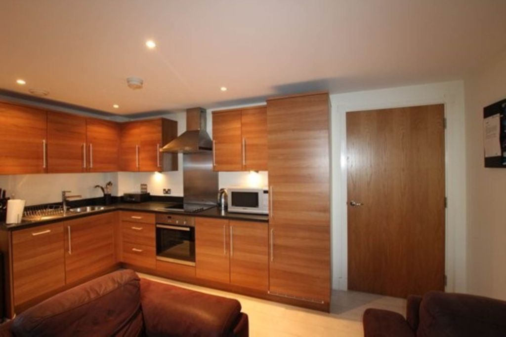 Property photo 2 of 6