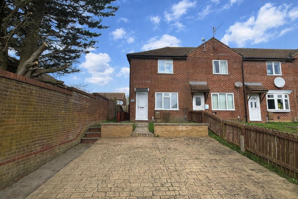 Property photo 1 of 19 90E7Afe5-c94c-4246-A3dc-19B6A4004d72.Png