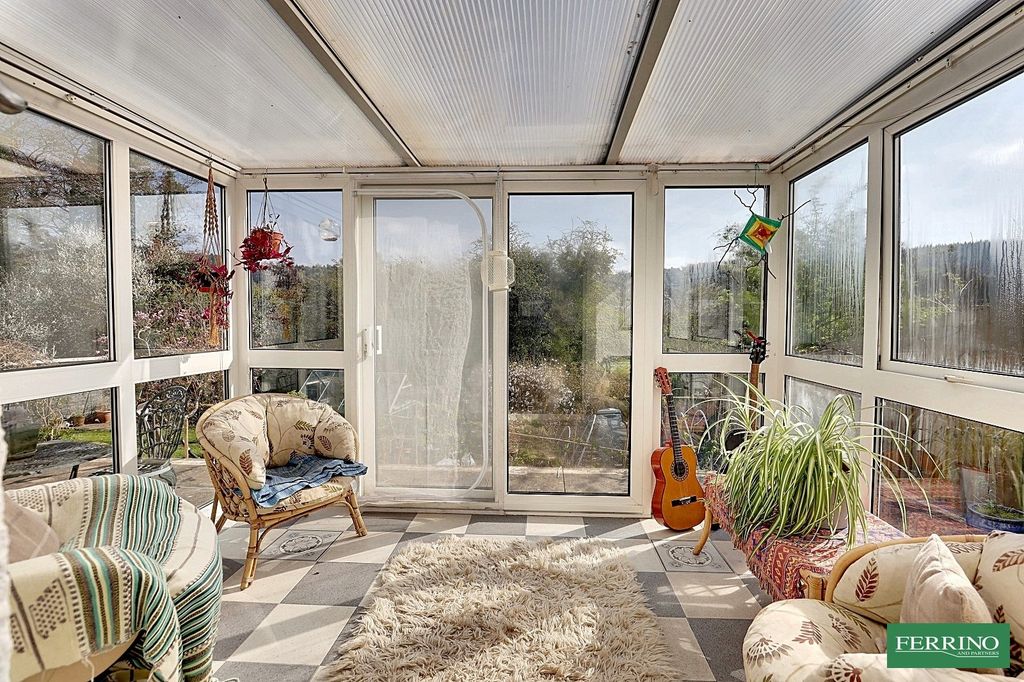 Property photo 2 of 22 Conservatory