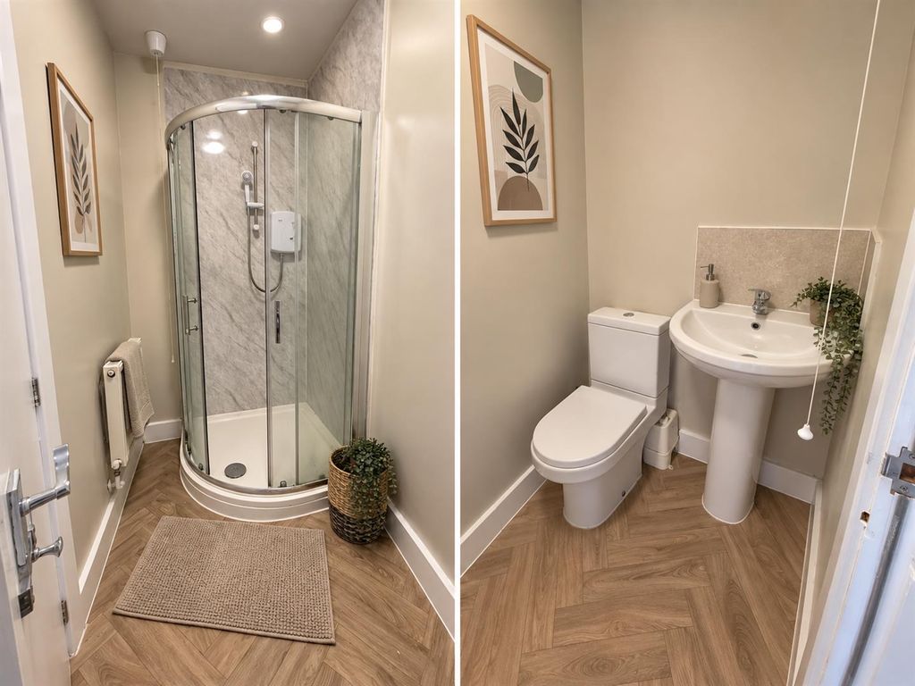 Property photo 3 of 5 Room 4 Bathroom.Png